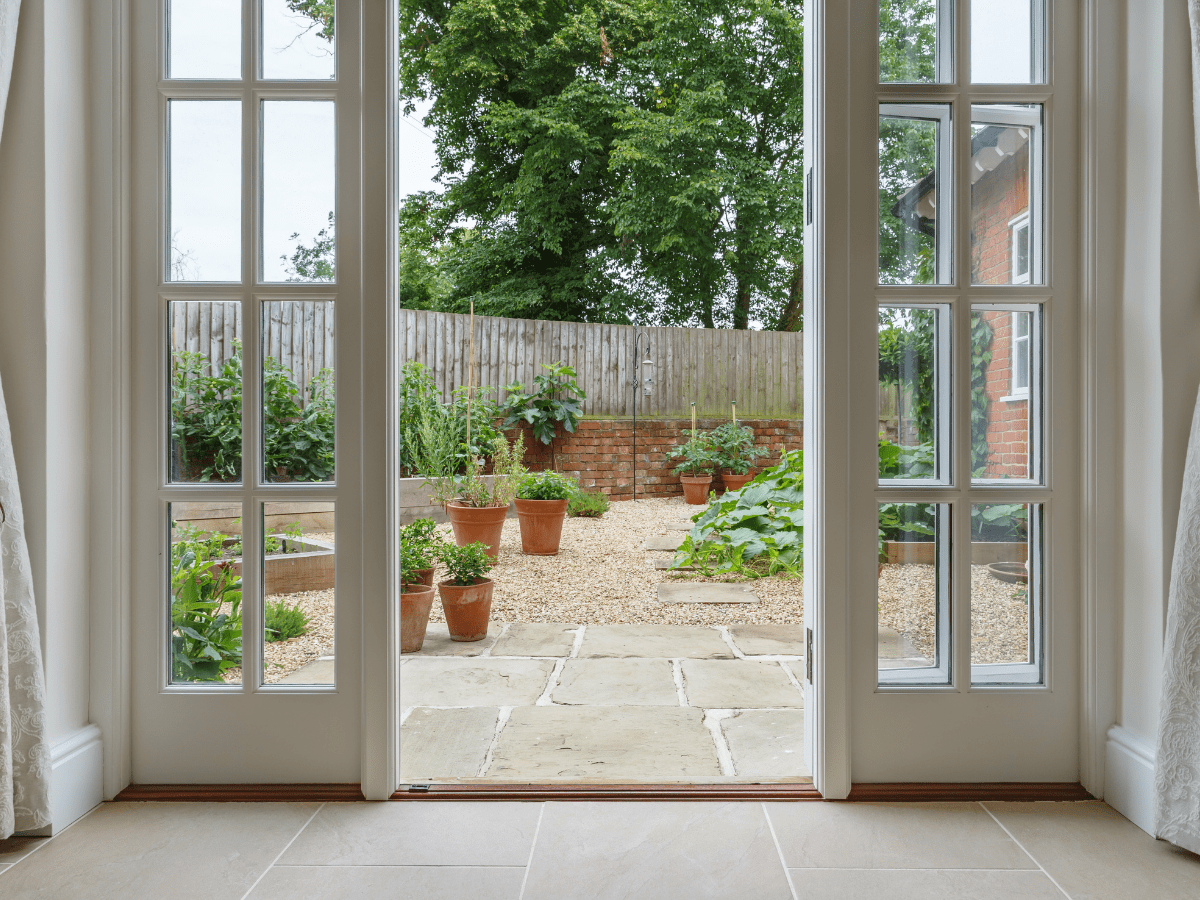 10% SG Energy Bills (Facebook Post) French DOORS SG